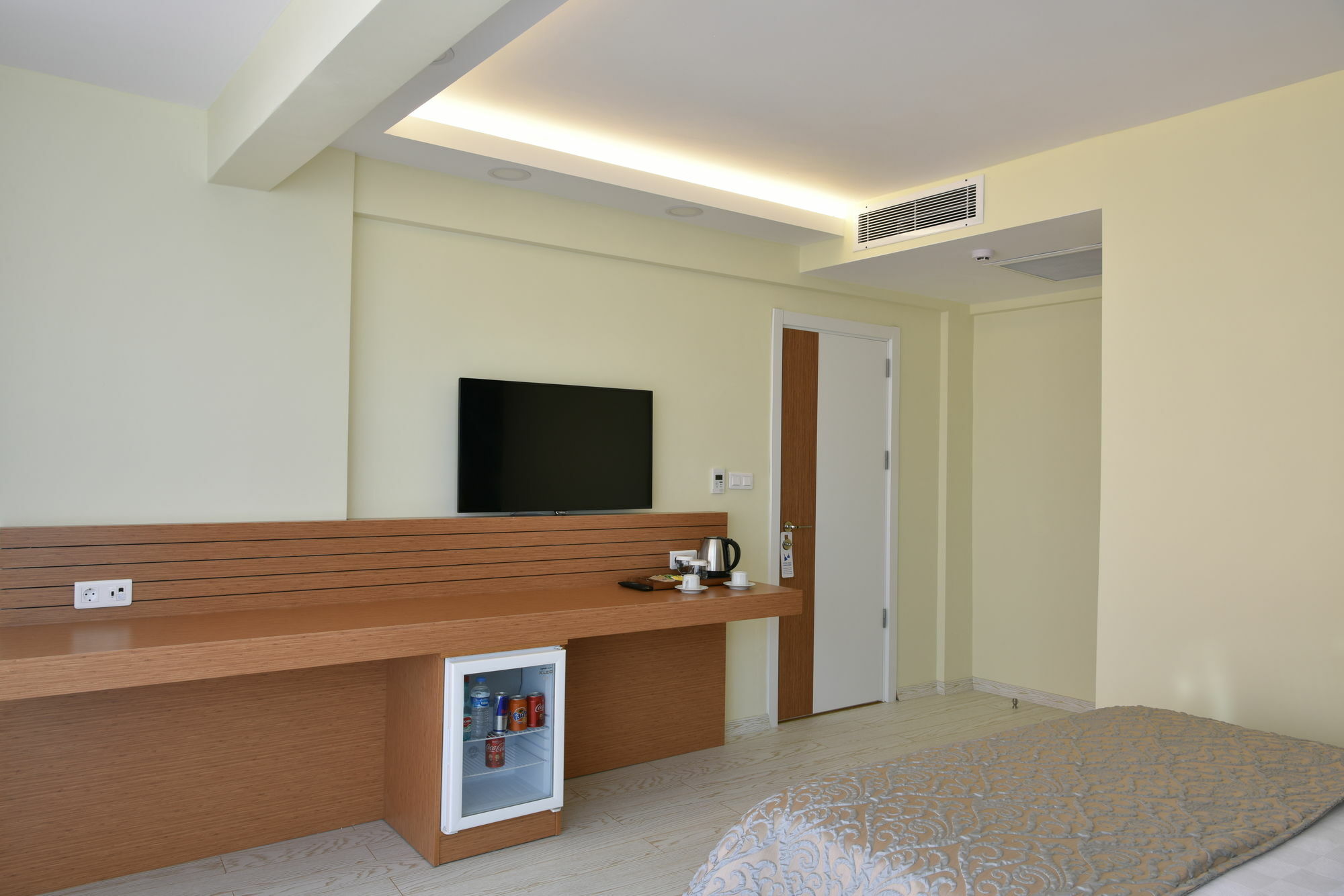 Quantum Hotel ทรับซอน ภายนอก รูปภาพ