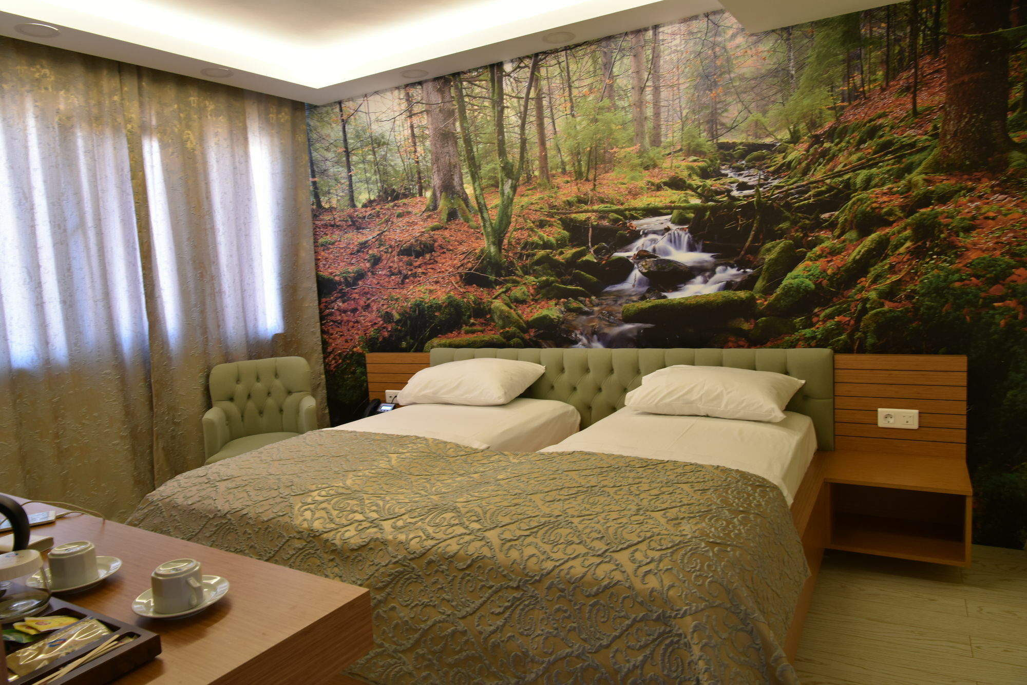 Quantum Hotel ทรับซอน ภายนอก รูปภาพ